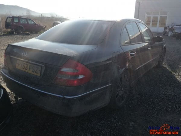 Dezmembrari Mercedes E320 W211 3.2 CDI sedan