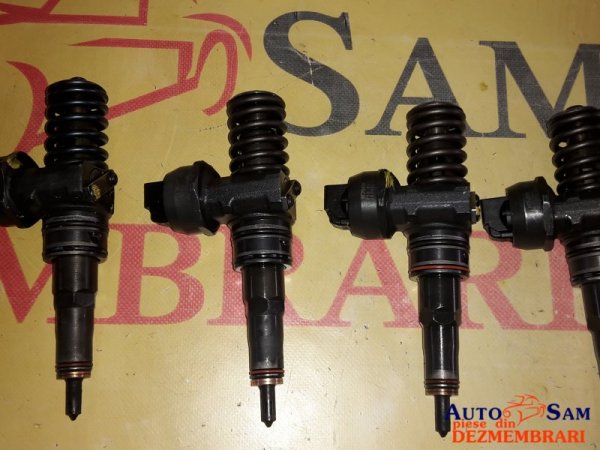 Injector 038130073T Vw Polo (9N) 1.4 tdi