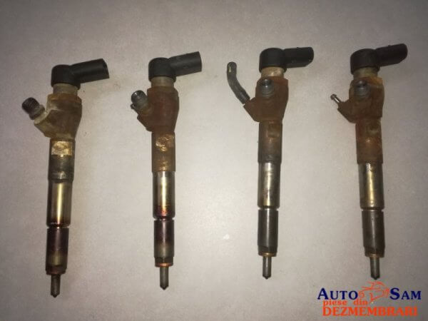 Injector h8200704191 Renault Scenic 3 1.5dci euro 5 110cp siemens