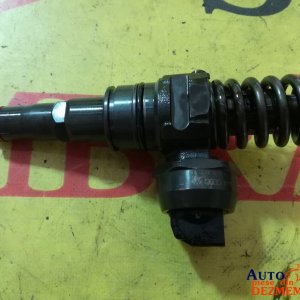 Injector 036130073AG Skoda Fabia I Combi 1.9 tdi Bosch