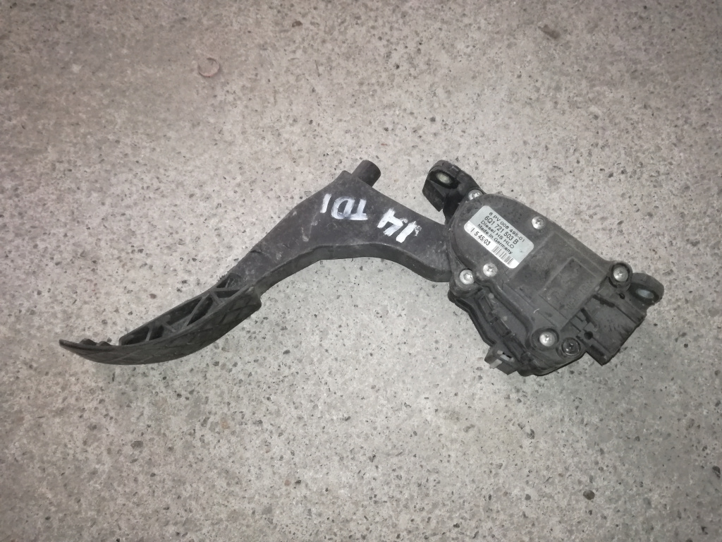 Pedala acceleratie Skoda Fabia 1.4 tdi cod original 6Q1721503B