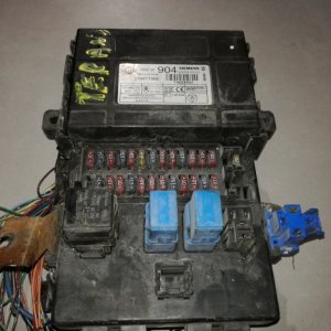 Calculator inchidere centralizata panou sigurante Nissan Terrano cod 5WK48530