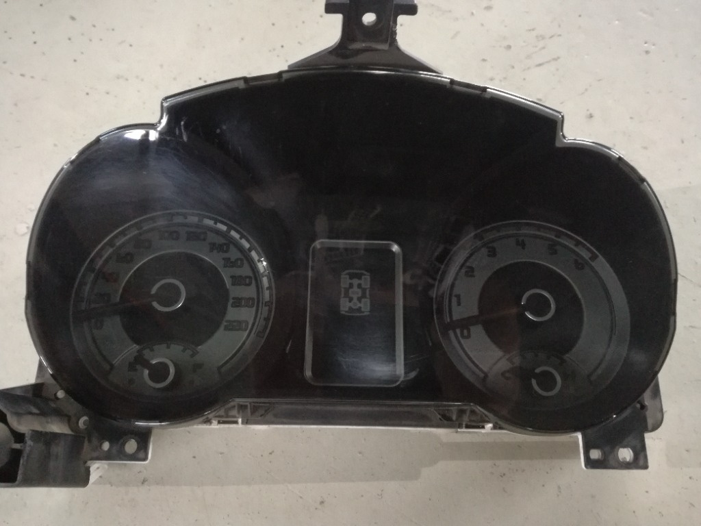 Ceasuri bord Mitsubishi pajero 4 3.2 d-id 2007