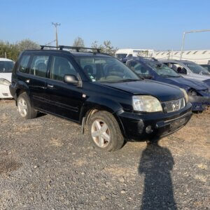 Dezmembram Nissan X-Trail T30 motor 2.2 DCI an 2005